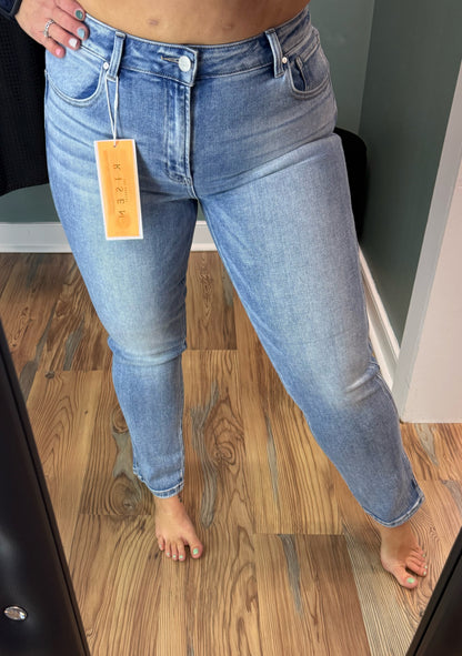 Risen Mid Rise Skinny Ankle