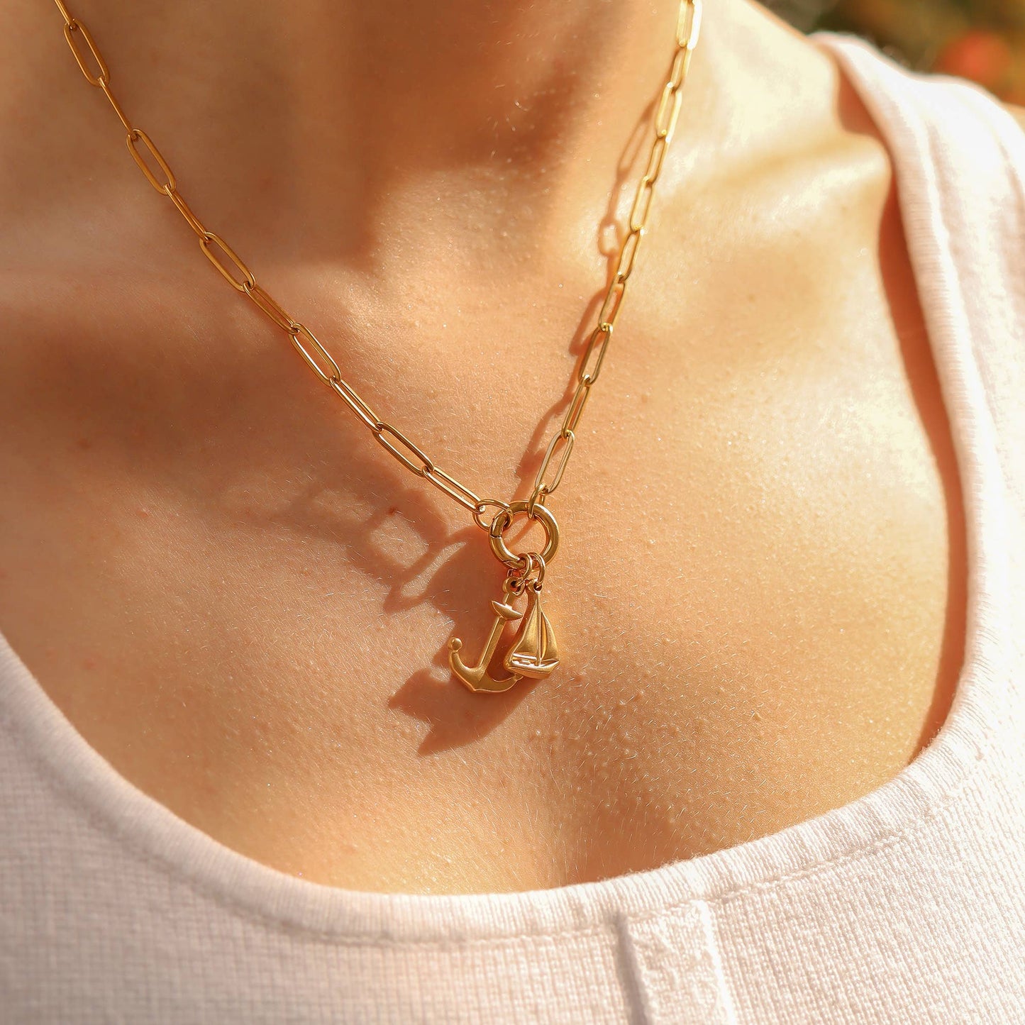 Circle Charm Paperclip Necklace