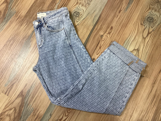 Risen Textured Washed Denim Jeans