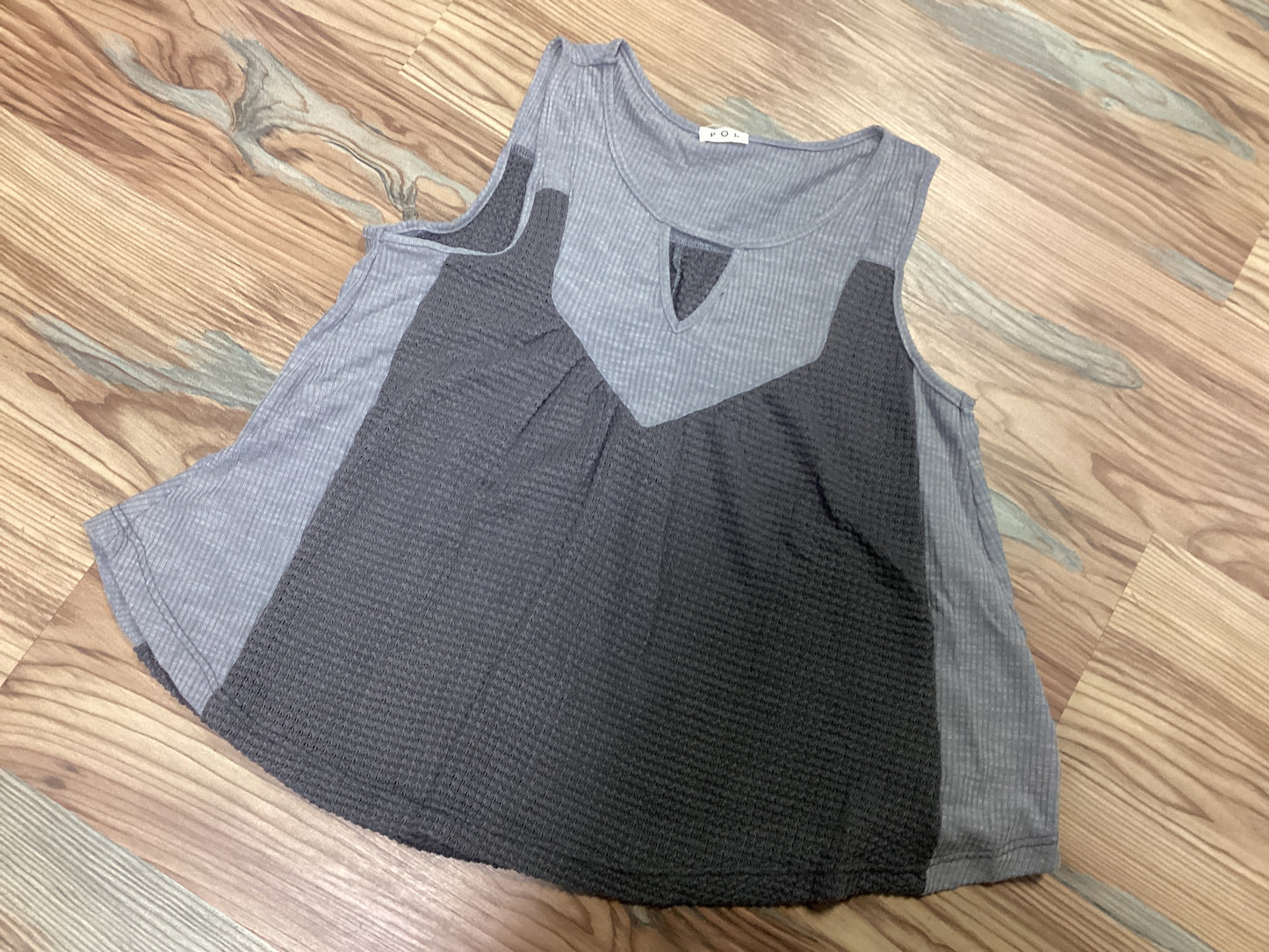 Grey Waffle Detail Swing Tank