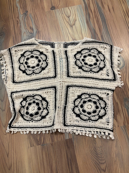 Black Cream Crochet One Size Top