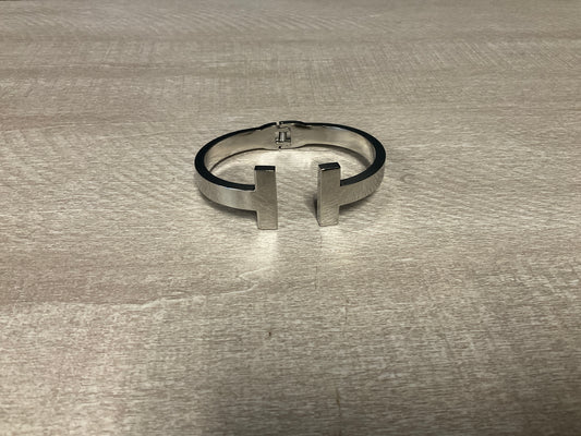 Open T Bracelet