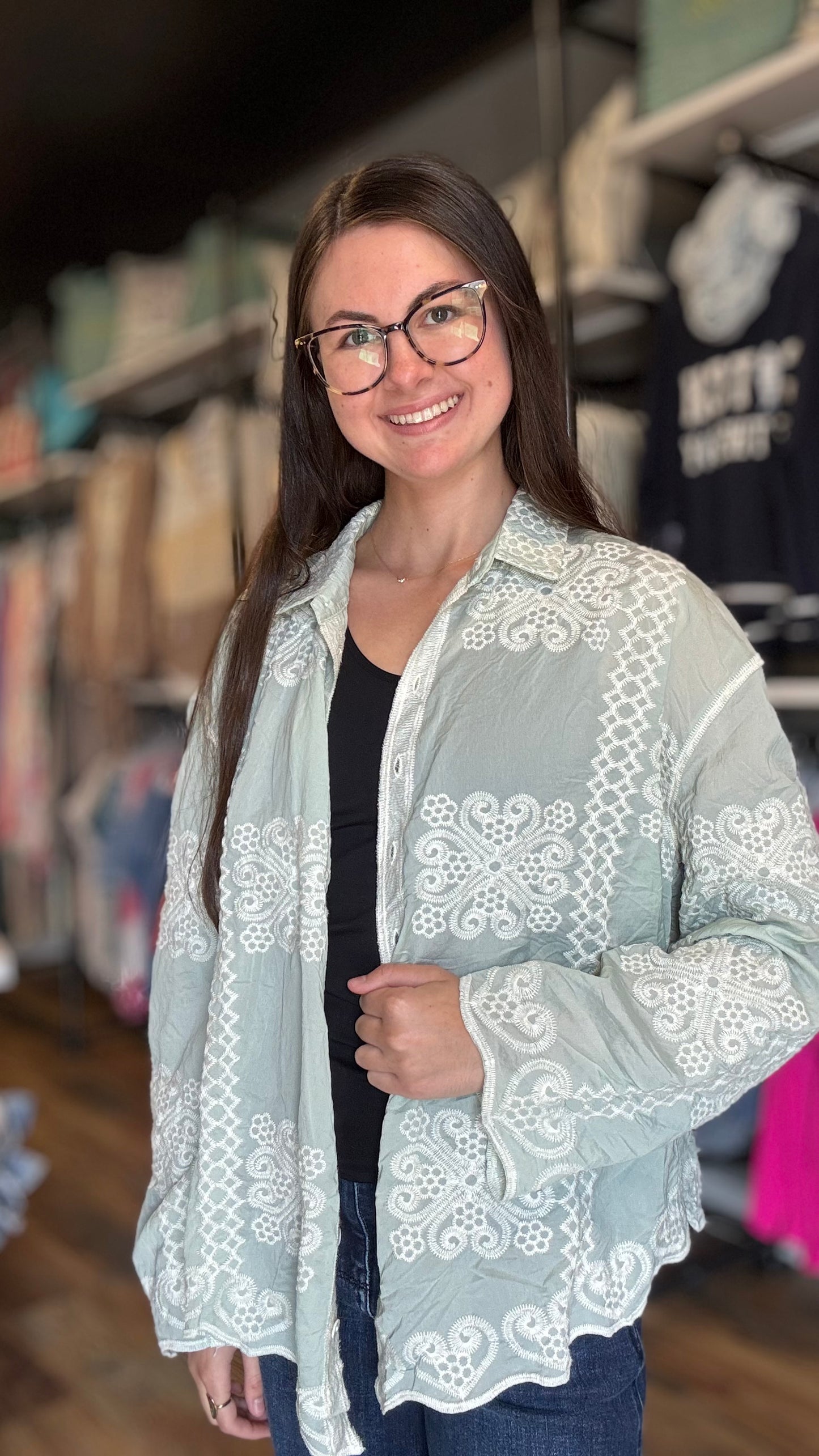 Mint Embroidered Button Down One Size POL