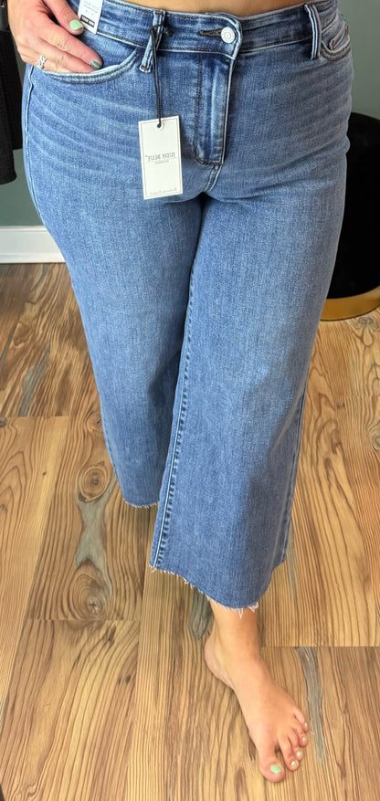 Judy Blue Medium High Waist Raw Crop