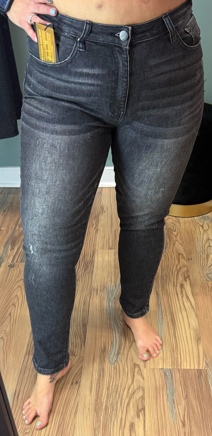 Risen Black Mid Rise Skinny Ankle