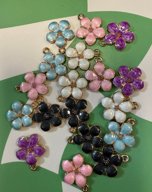 Novelty Flower Charm