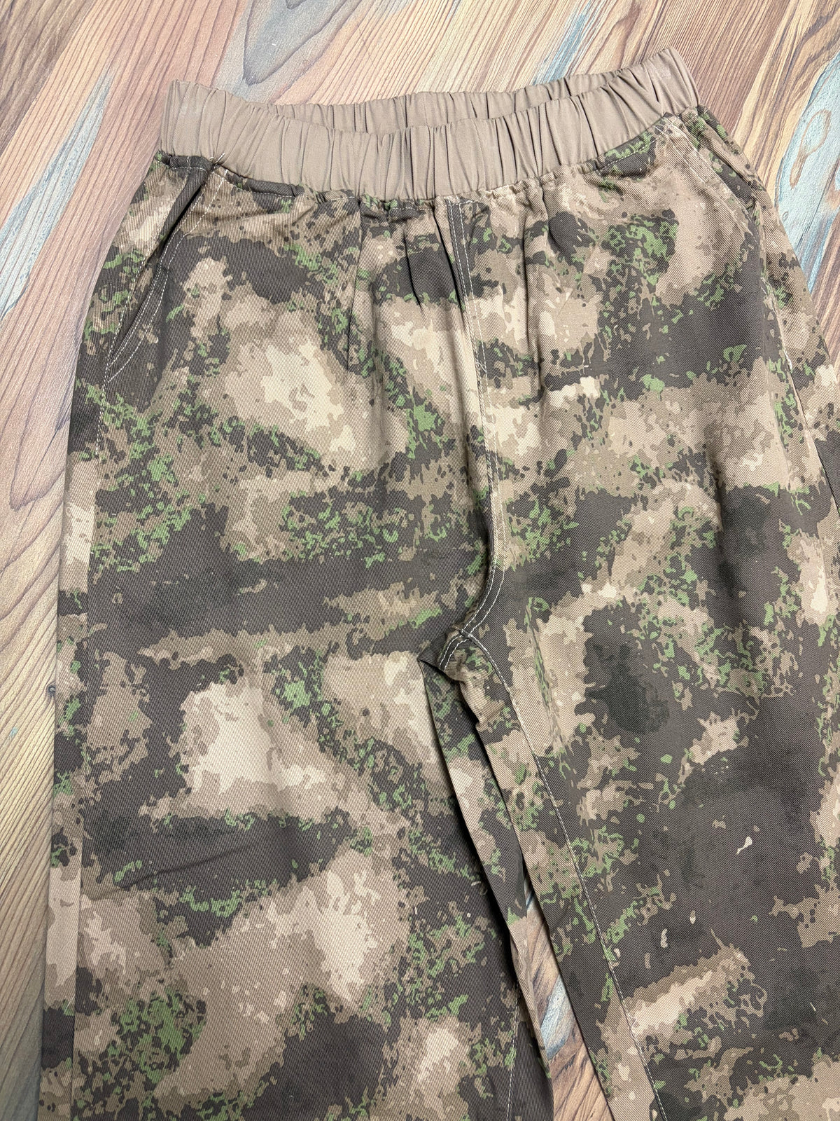 Camo Elastic Waist Cotton Pants