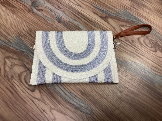 Silver Straw Envelope Crossbody