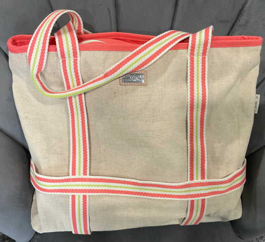 Tote With Hat Holder