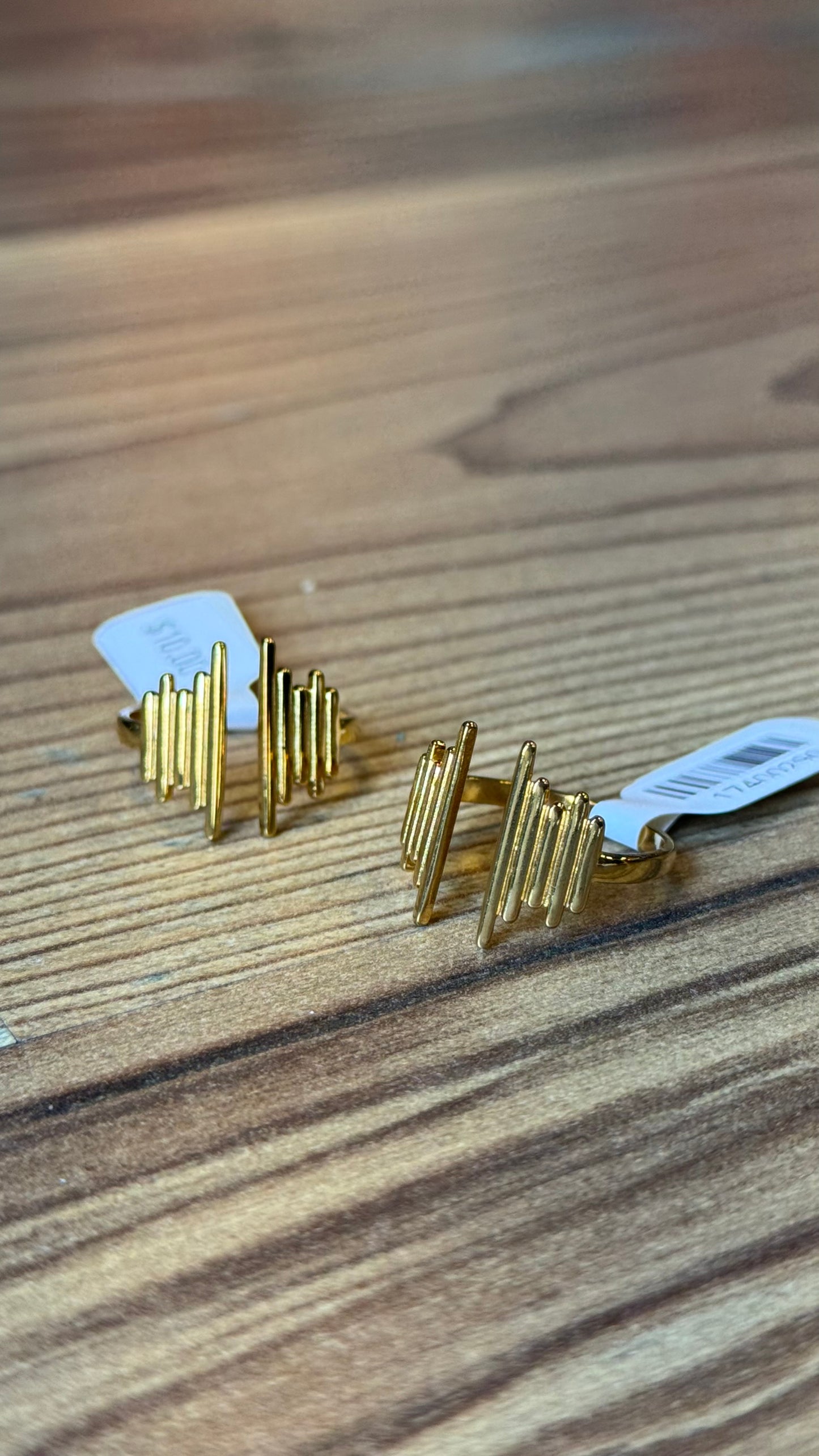 Gold Bar Ring