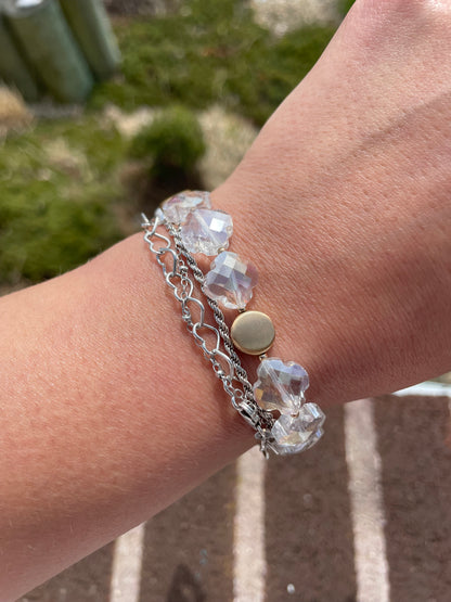 Iridescent Clover Bracelet