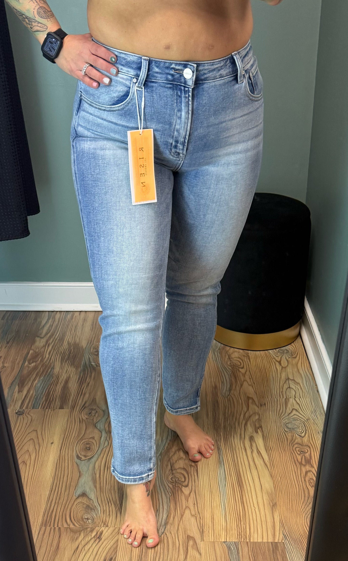 Risen Mid Rise Skinny Ankle