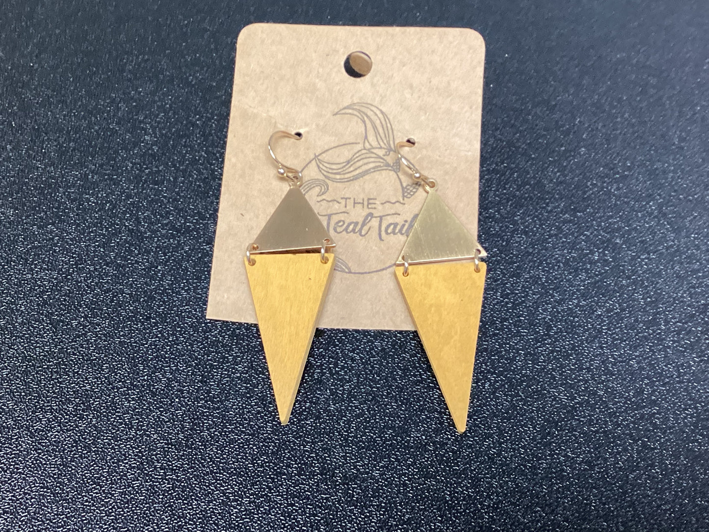 Double Triangular Dangle