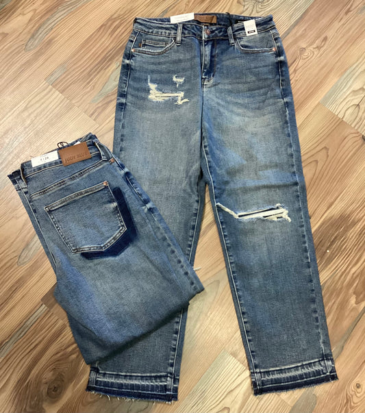 Judy Blue Distressed Boyfriend Blue Pocket