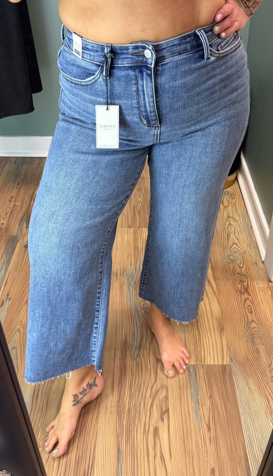 Judy Blue Medium High Waist Raw Crop