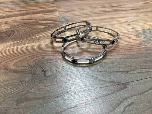 Sliver Clover Bracelet